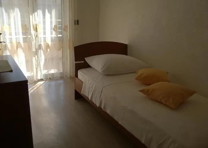 Apartment Kristina *